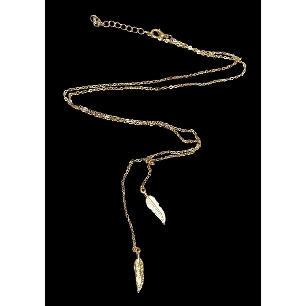 Nature Inspired Bohemian Feather Charm Gold Tone Lariat Necklace